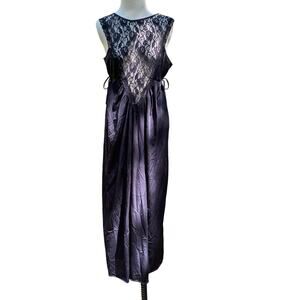 Vintage Erica Loren New York SEXY Lace Slip DresS Size Med Black Womens deep V